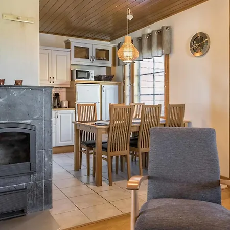 Alppitaehti By Interhome * Tahko